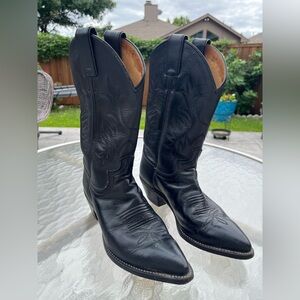 Justin Boots Women's Black Heeled Leather Boots